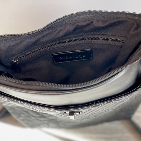 Mia and Luca Black Crossbody Bag - Picture 3 of 4